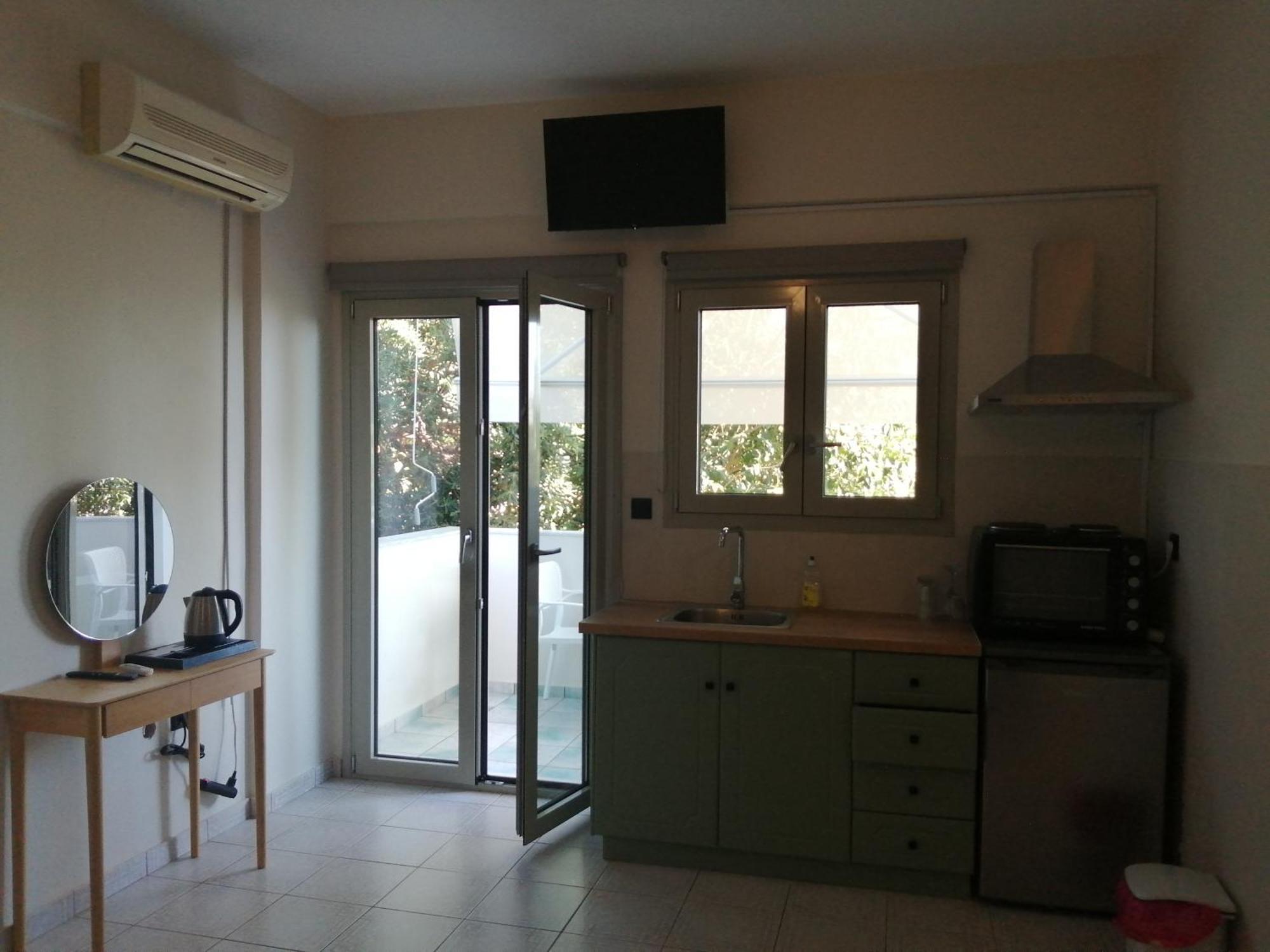 Filanthi Costas Hotel Stoupa Ngoại thất bức ảnh